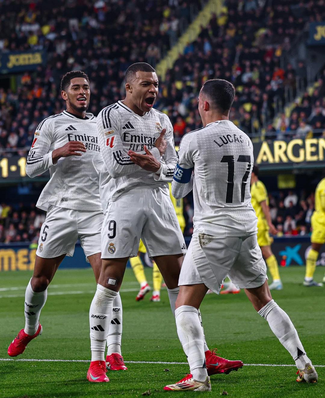 巴萨的丢球方式总是千篇一律…前锋速度也不用特别快，克纳夫这次只有32km／h