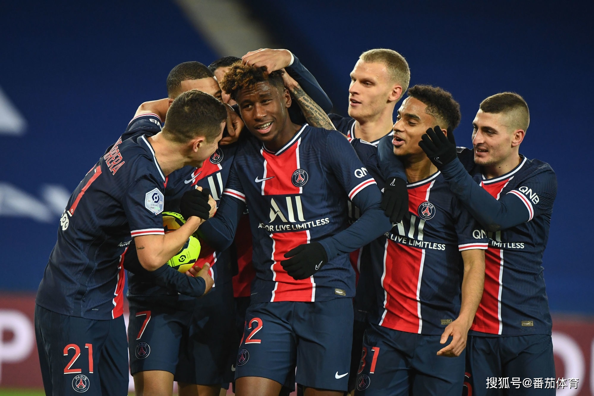 在德甲，没有哪次领先是安全的：比赛日势能两支德甲...（德甲赛场，领先从不保险：比赛日势能撬动两队走势）