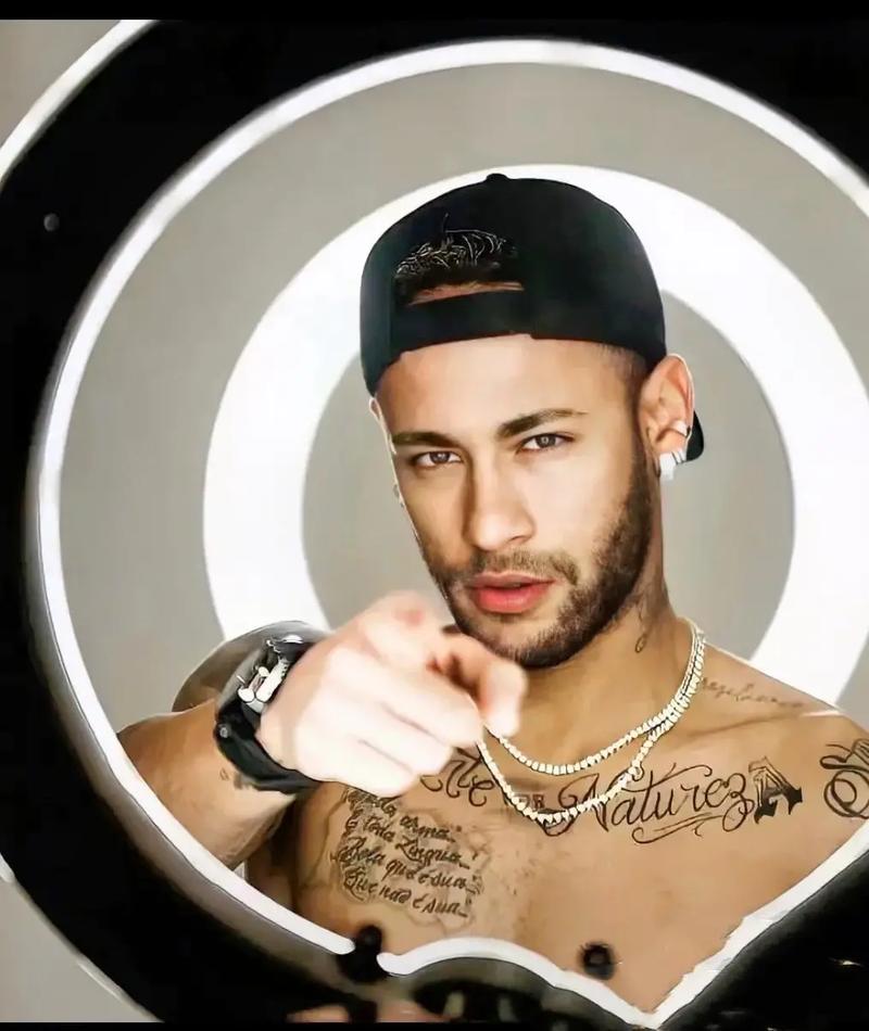 徐正源：成都首次踢亚冠当然会感到困难，我们会努力争取晋级