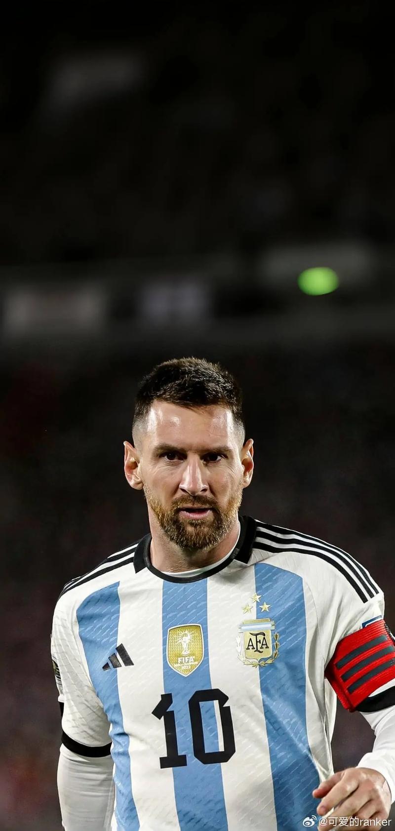 前锋射门力度与准度如何兼顾？